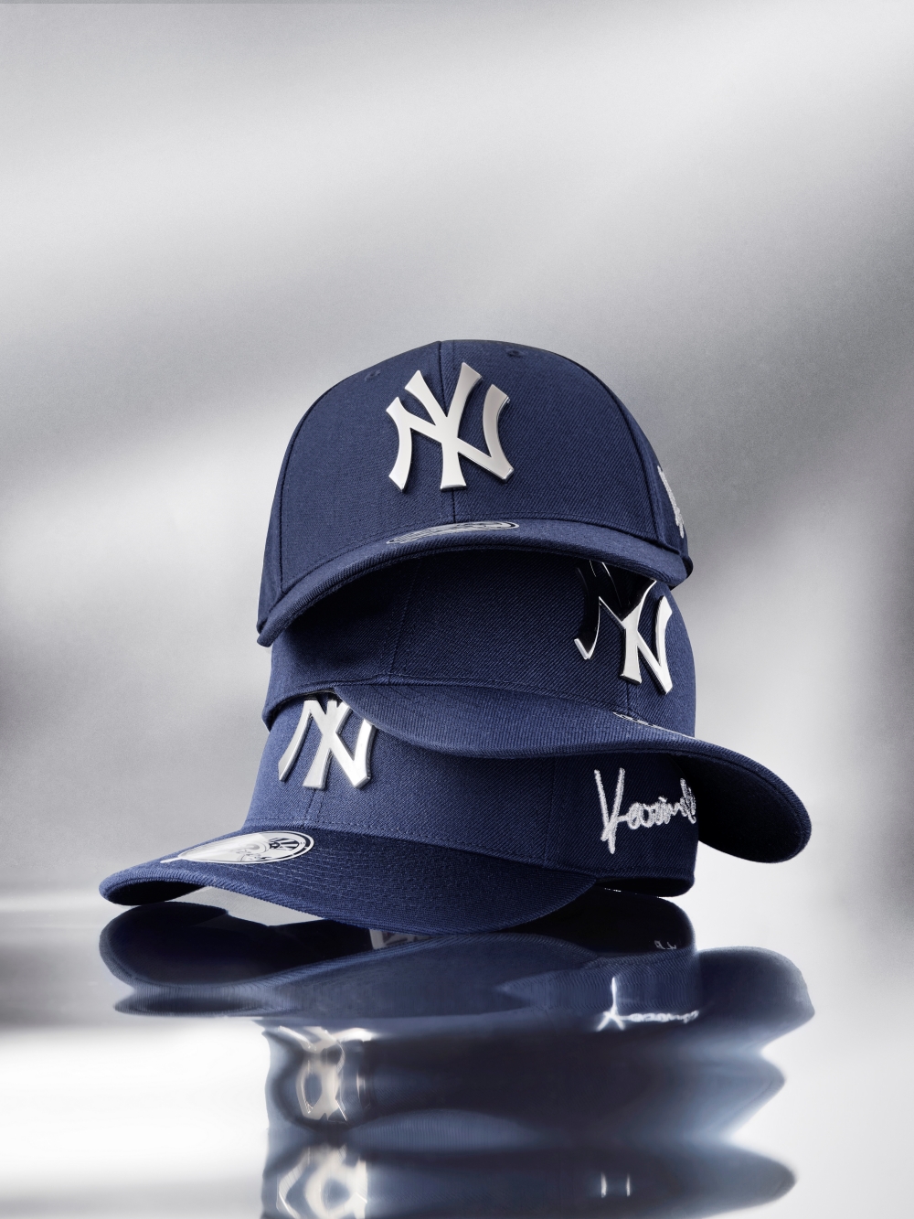 MLB, 카리나 에디션 볼캡 론칭 1분 만에 품절 1232-Image